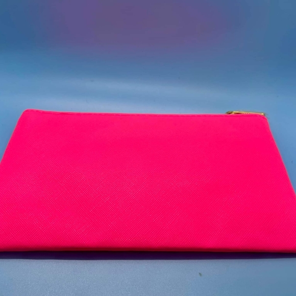 Neon Pink 6-Piece Brush Set with Bag Discontinued - Picture 5 of 7